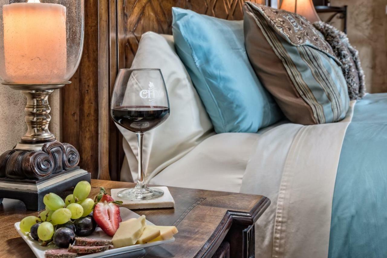 Bed and Breakfast Cameo Heights Mansion And The Vine Fine Dining Restaurant Touchet Екстер'єр фото