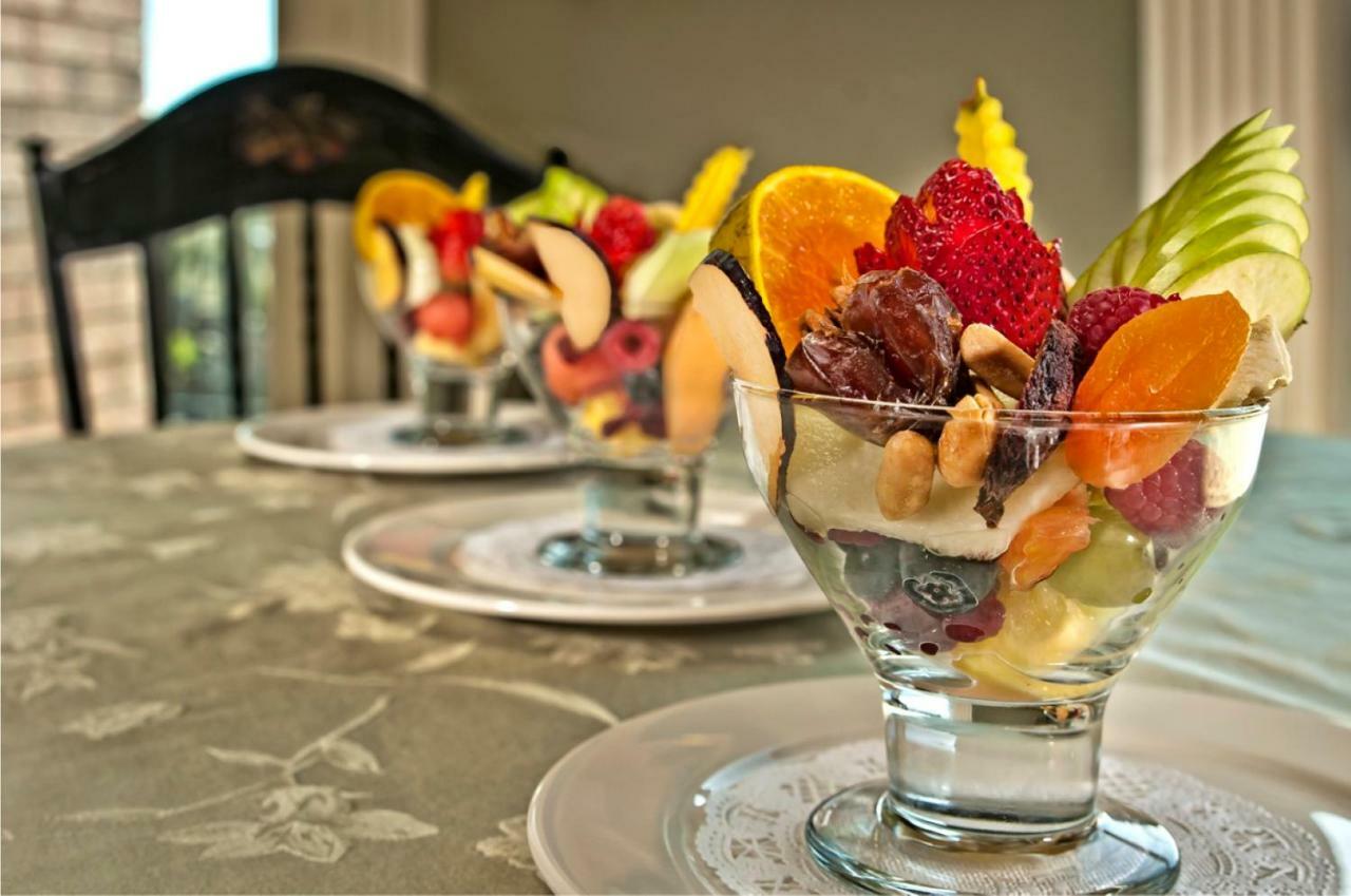 Bed and Breakfast Cameo Heights Mansion And The Vine Fine Dining Restaurant Touchet Екстер'єр фото