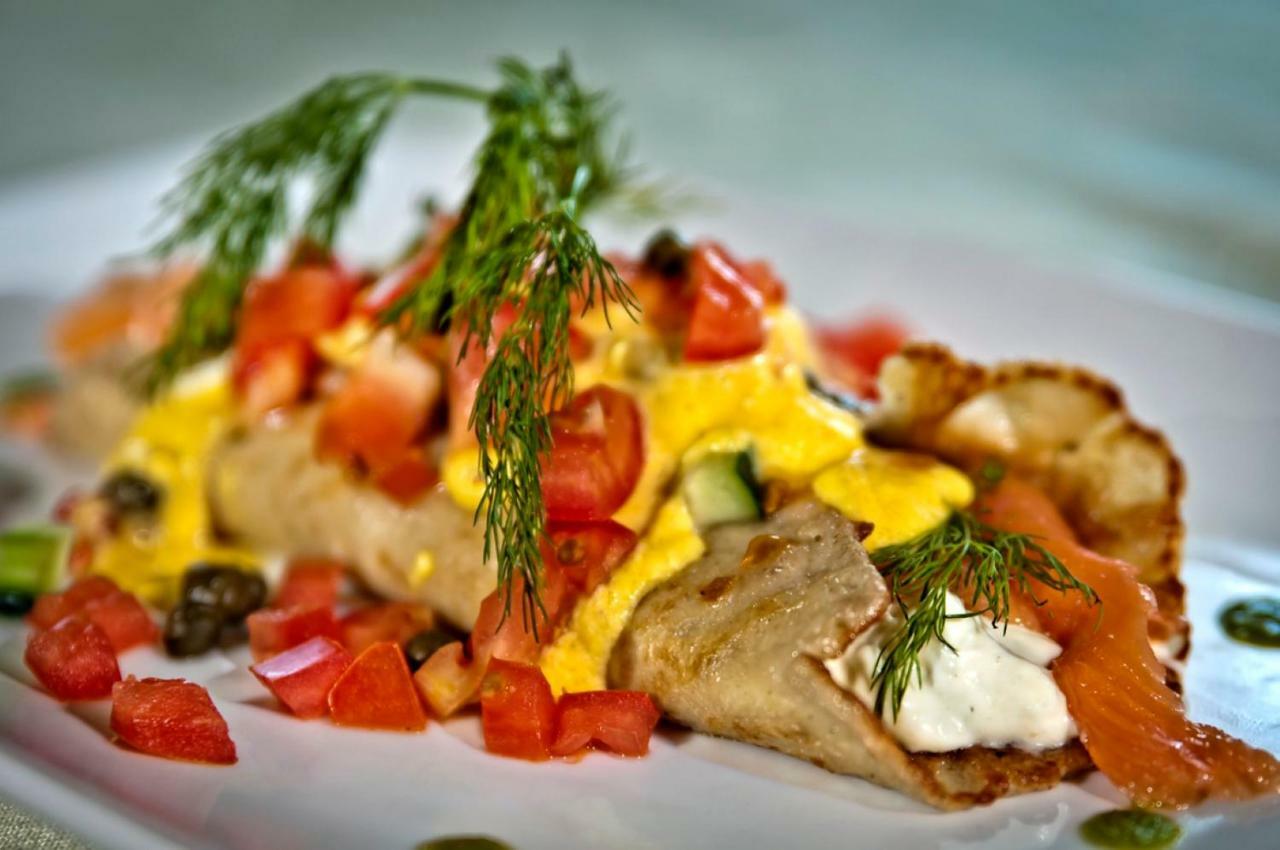 Bed and Breakfast Cameo Heights Mansion And The Vine Fine Dining Restaurant Touchet Екстер'єр фото